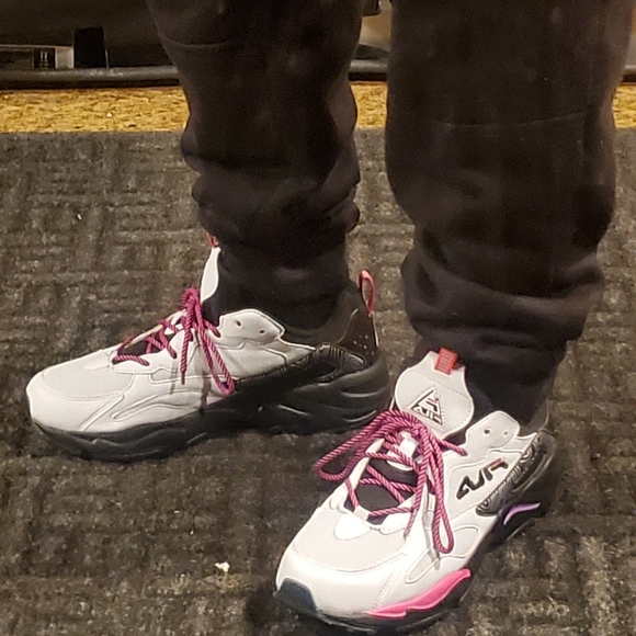 Fila - 'Ray Chaser 2' Sneakers - Picture 7 of 7